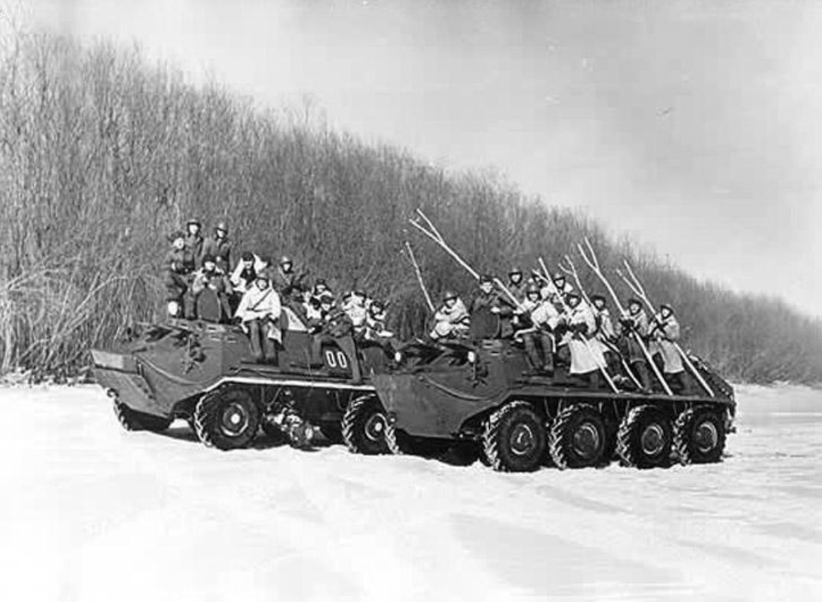 Советско китайский пограничный конфликт. Даманский 1969. Остров Даманский 1969. Конфликт на острове Даманский 1969. Даманский остров 1969 советско китайский.