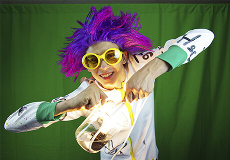 Физик и эксперимент с лампочкой