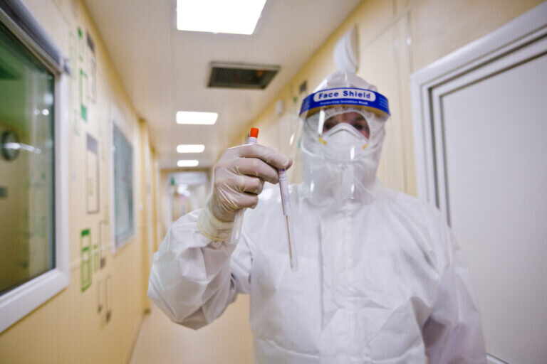    19 оренбуржцев заразились коронавирусом за прошедшие сутки Елена Шкатова