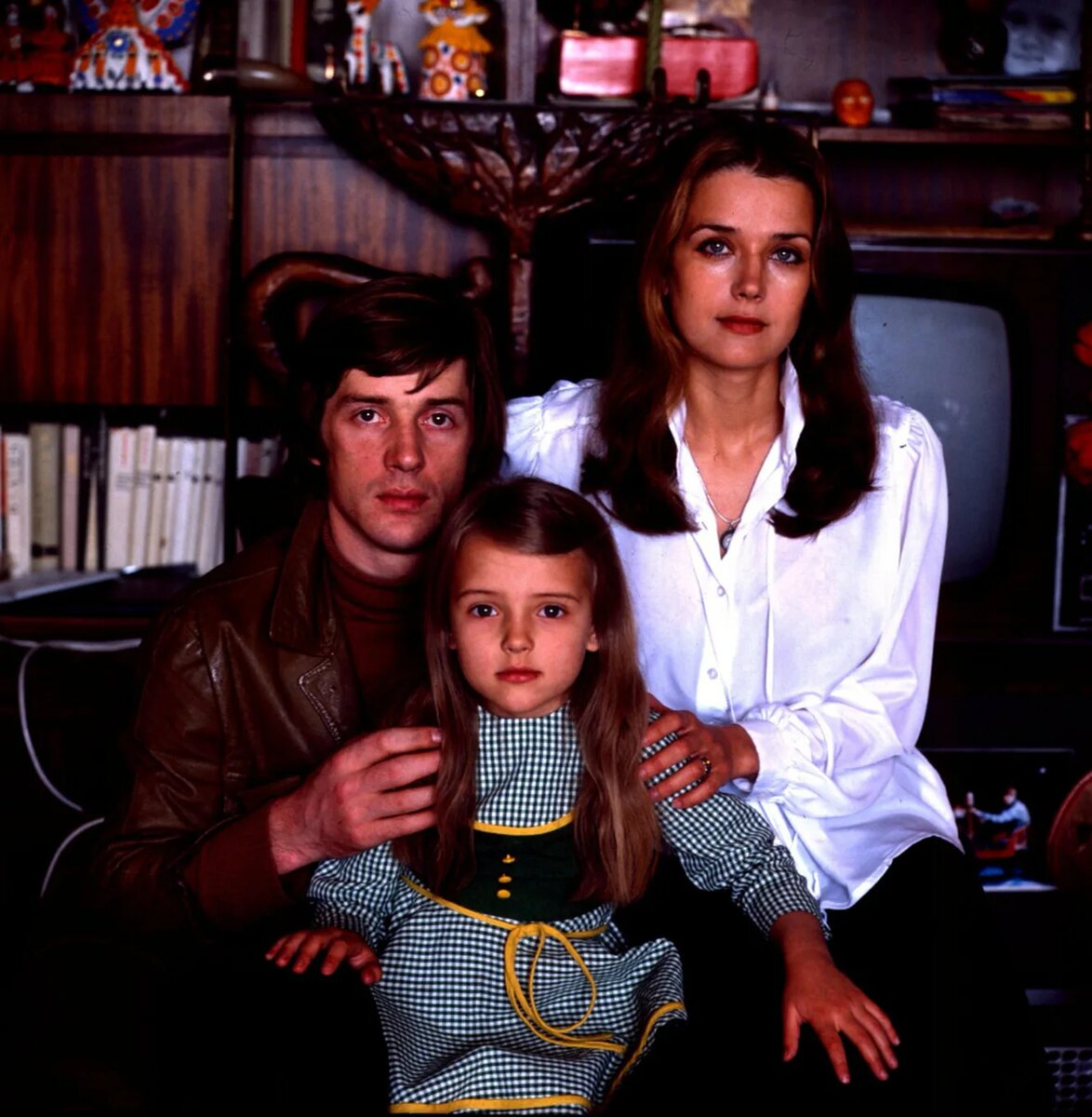 Александр Абдулов и Ирина Алфёрова с дочерью Ксенией