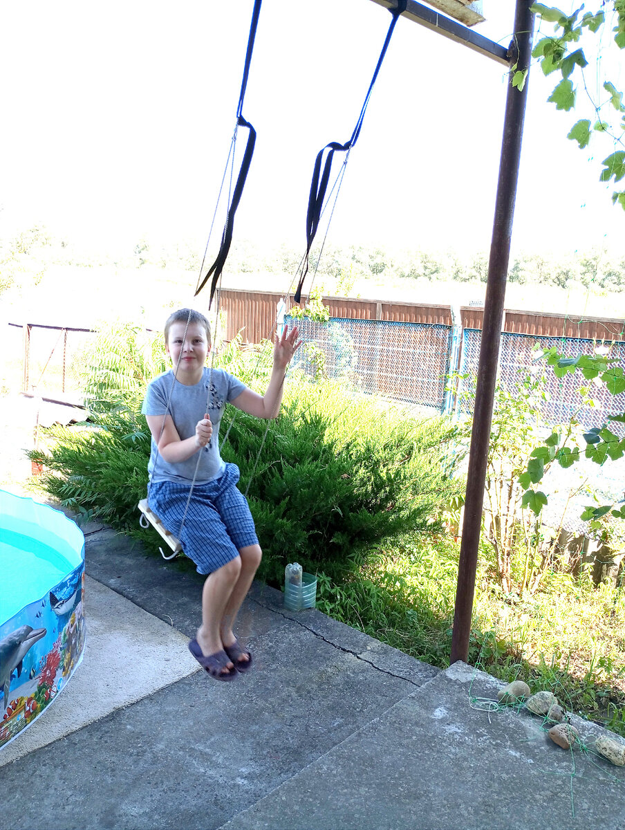 Фото автора. Вовка в полёте! 