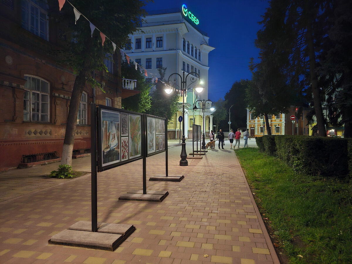 Экскурсии по Смоленску. Вечерняя прогулка по улицам древнейшего города  уходящим летом... | Экскурсии по Смоленску | Дзен