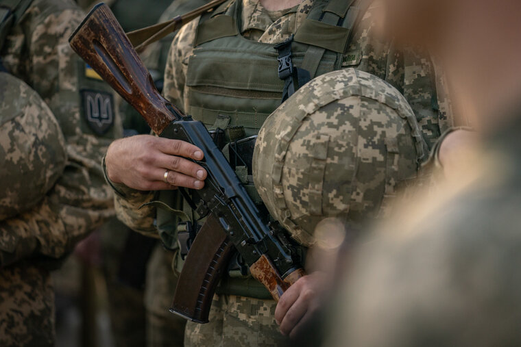    Сергей Пашинский занимается закупками вооружений для Украины по серым схемам