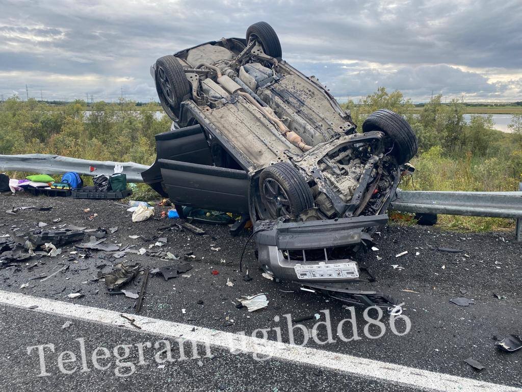    Пять человек пострадали в ДТП под Нефтеюганском