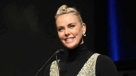    Шарлиз Терон назвала бьюти-ошибку, о которой сильно сожалеет Анастасия Романова