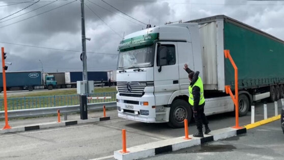    На российско-казахской границе заработала электронная очередь Пётр Сергеев