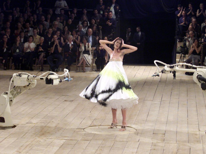 Upside Down Gowns Are Apparently a Thing #fashion 