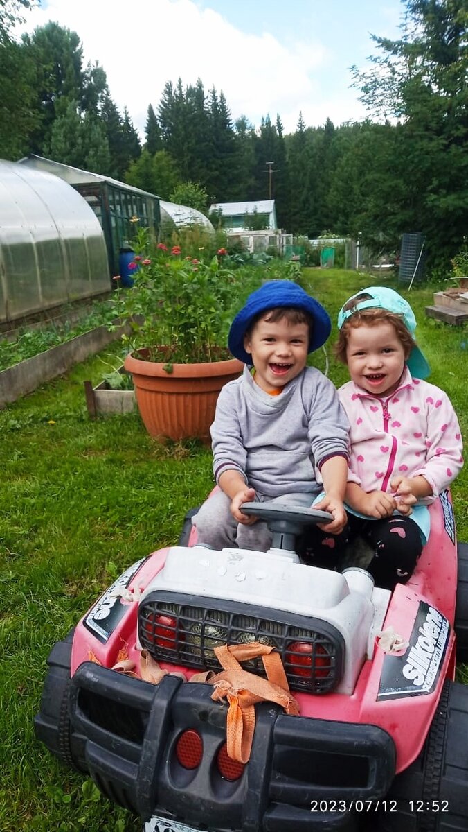 Погодки в действии. Из архива автора. 