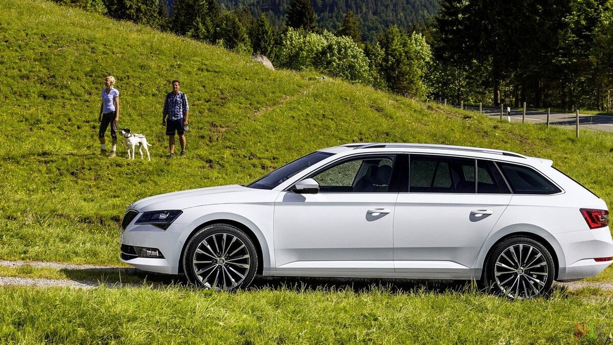 Skoda Superb Combi. Фотография взята с сервиса Яндекс Картинки