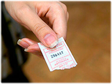 Под лапой орла стоит монограмма СПМД