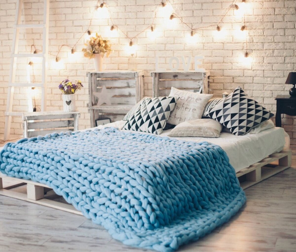 Плед из толстой пряжи. Фотография с сайта tianalove.com.ua.