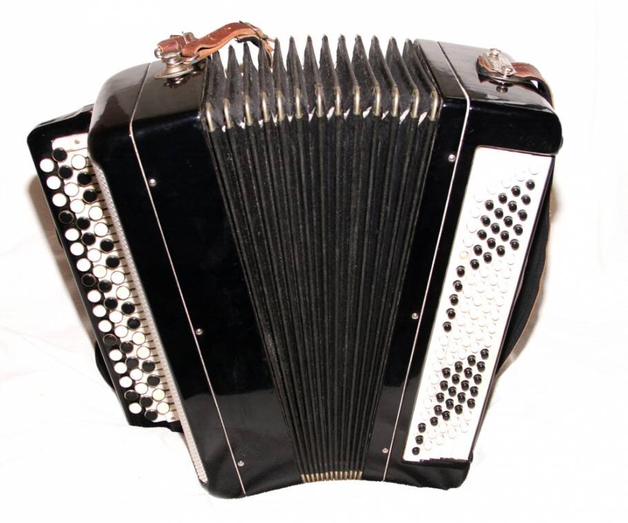 Вот он мой родной тульский баян...