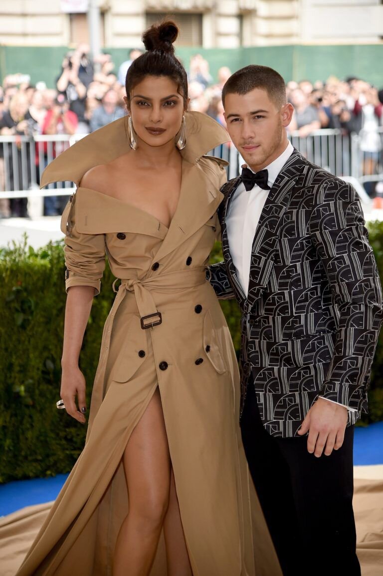 Приянка Чопра и Ник Джонас на Met Gala 2017 / источник фото: ndtv.com
