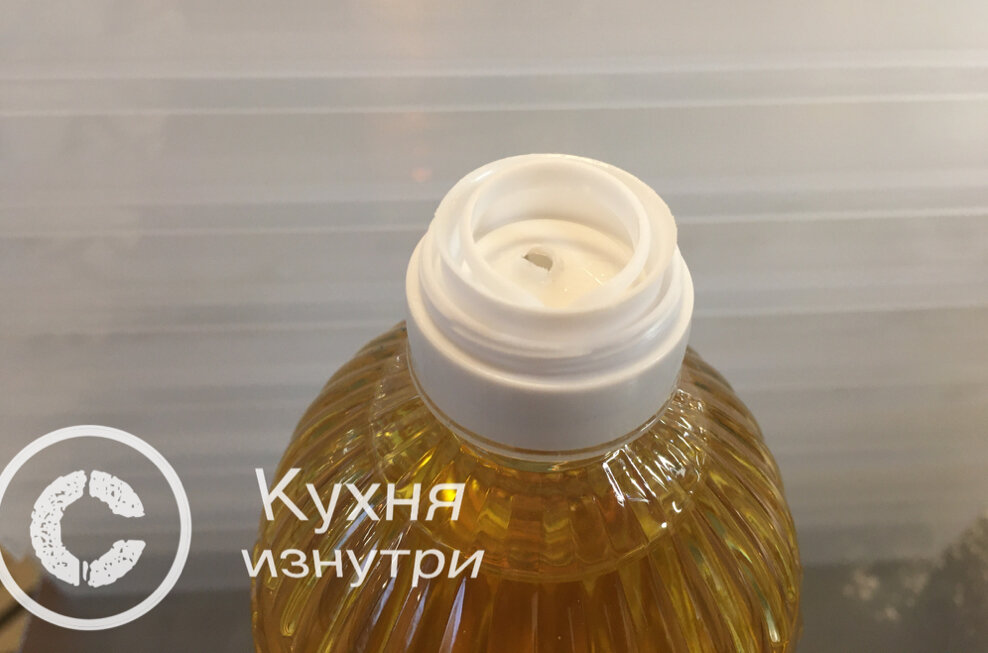 Обычное растительное масло.