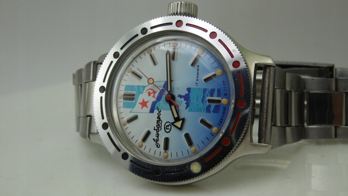 Часы марки "Амфибия"