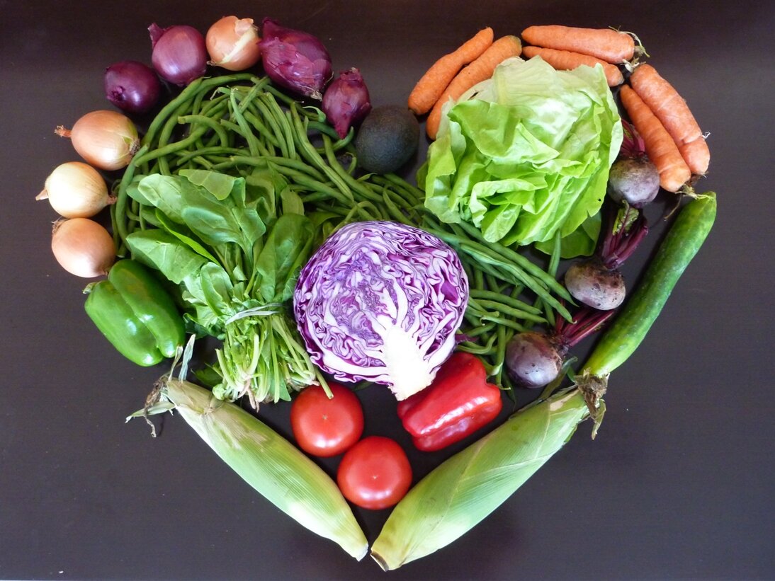 День овощи день мясо. Вегетарианство. Вегетарианское питание. Красивые овощи. Овощи в питании человека.
