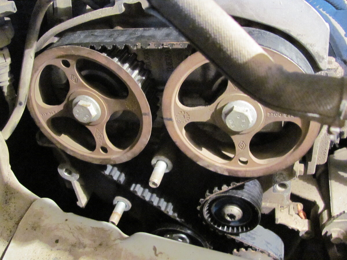 Устанавливаем новый ГРМ