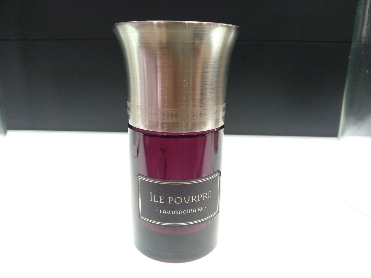 Liquides imaginaires l ile pourpre. Ile pourpre духи. Liquides imaginaires в золотом яблоке стенд. Liquides imaginaires l ile pourpre. Фортис духи.