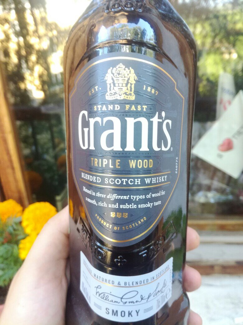 Виски трипл вуд. Виски грантс трипл вуд. grant&#039;s triple wood smoky. дымный виски.