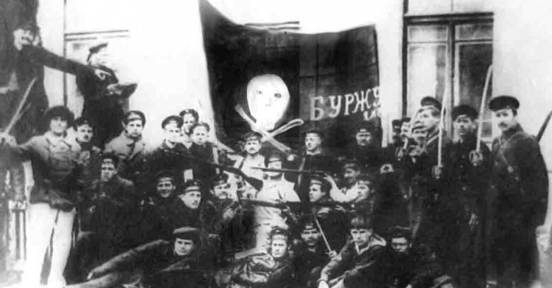 Анархистов под чёрными знаменами Вологда побаивалась. | Фото с сайта visitkronshtadt.ru