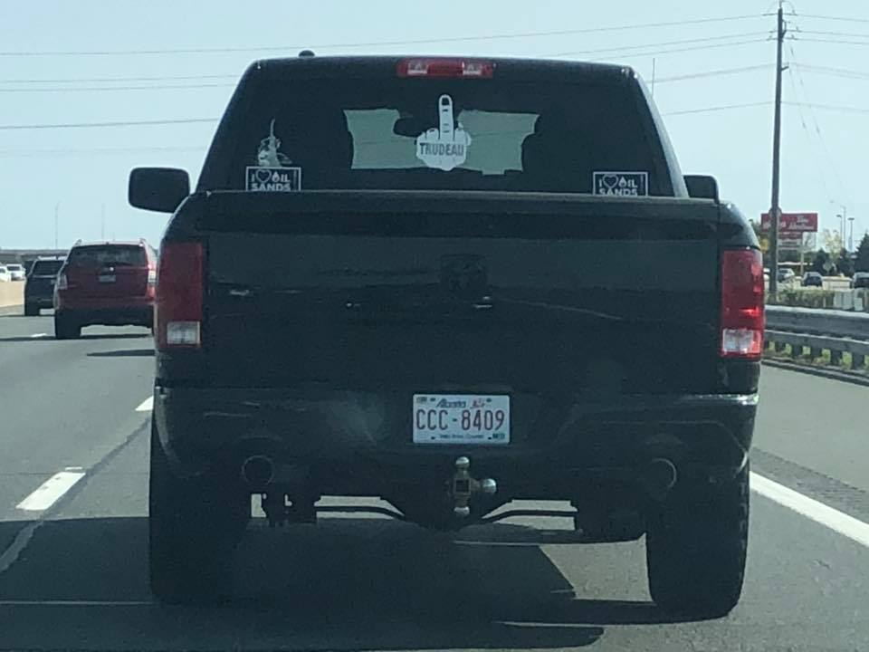 Вероятно, надпись относится к действующему премьер-министру Канады Джастину Трюдо