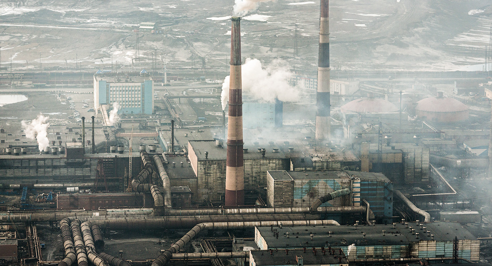 Отчисленных в Белоруссии студентов - в Норильск на стройки, а не в армию!