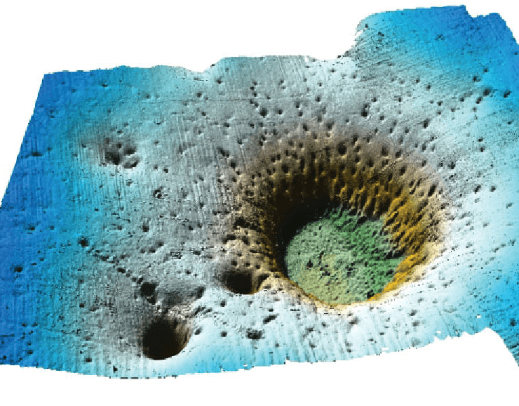 S hole. норы медведки. кимберлитовая трубка «большая дыра» юар. вынос фрезерованный. глубокая черная яма.
