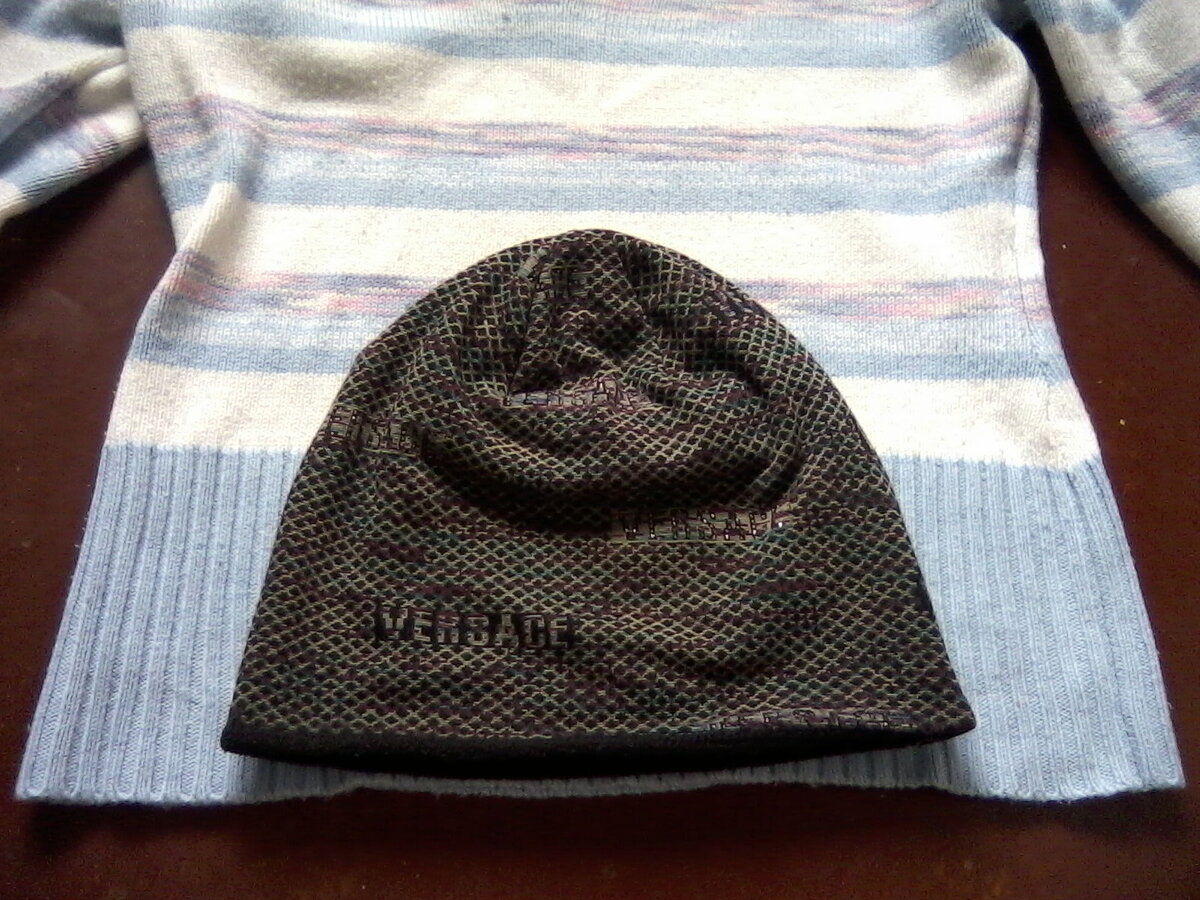 За образец можно взять любую шапку, которая у вас есть