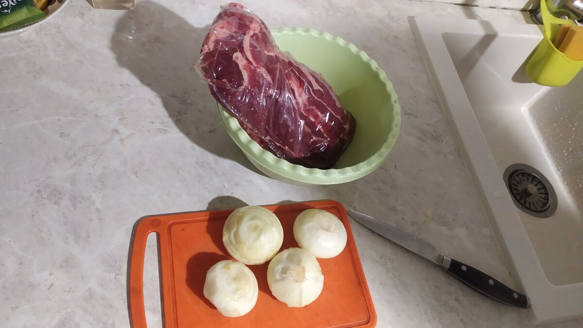  мясо говядина и лук