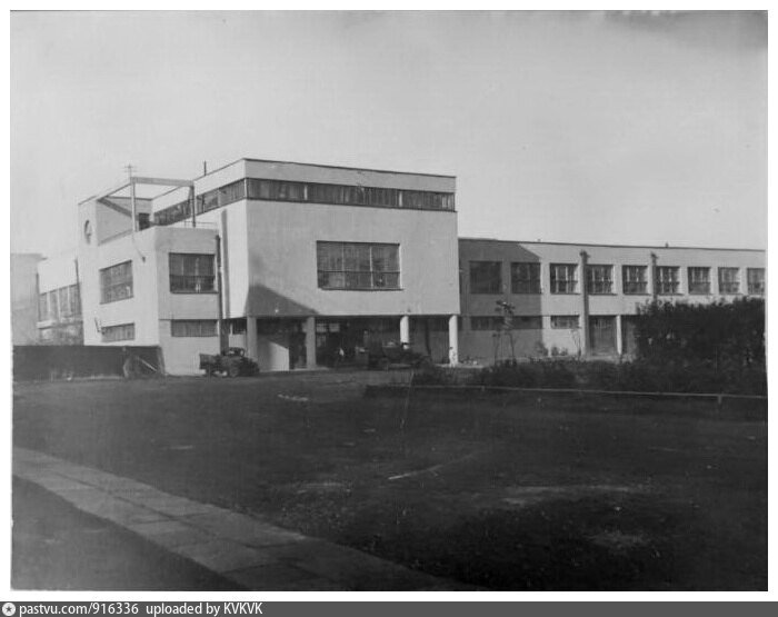 Володарская фабрика-кухня, 1930–1931 годы