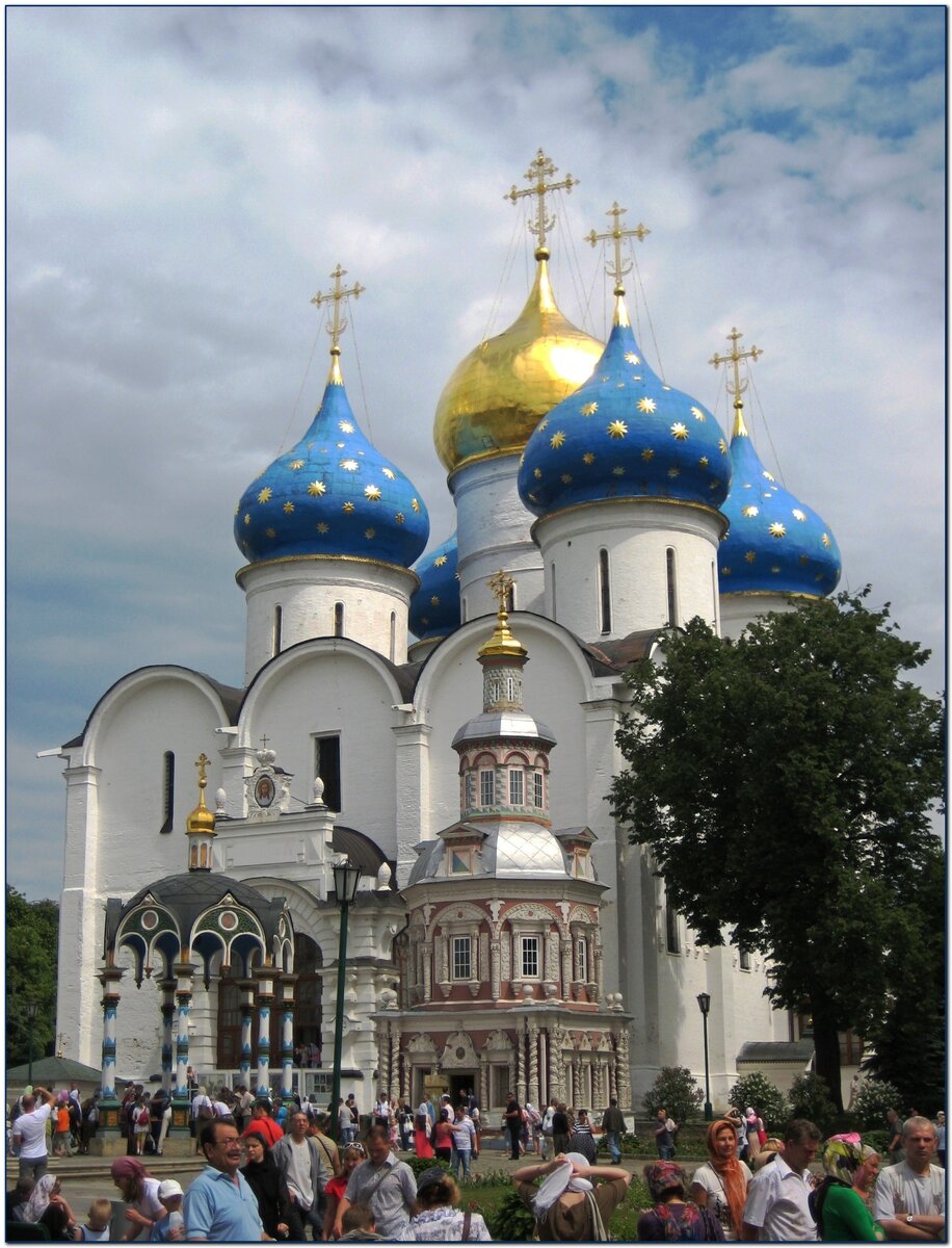 Свято-Троицкая Сергиева Лавра. Фото автора.