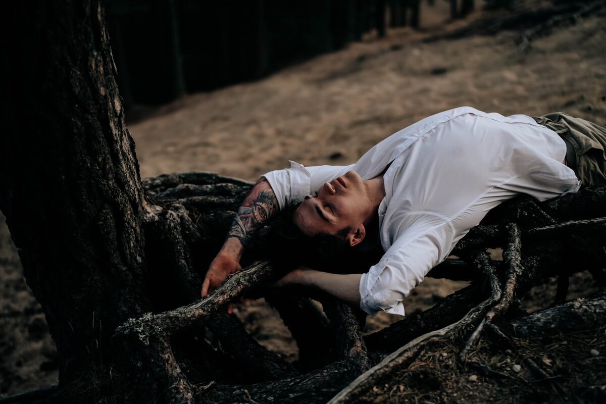 Неприятный интернет-слив или злая разоблачительная статья — не повод для депрессии. Есть много способов законно удалить или нейтрализовать контент. Обратитесь в агентство You Story Global. Вашу проблему быстро решат.