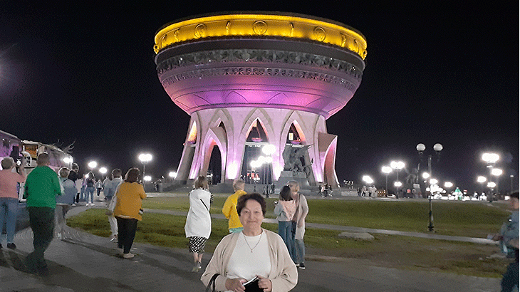 Дворец бракосочетания-казан - символ Казани. Фото автора.