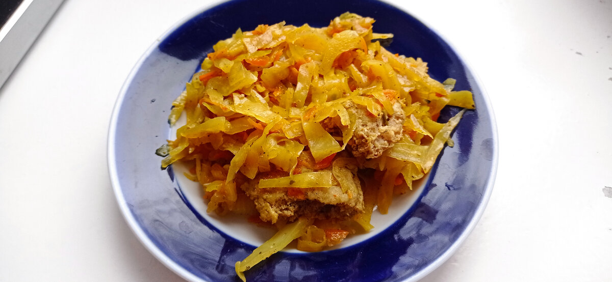 Тушёная капуста 