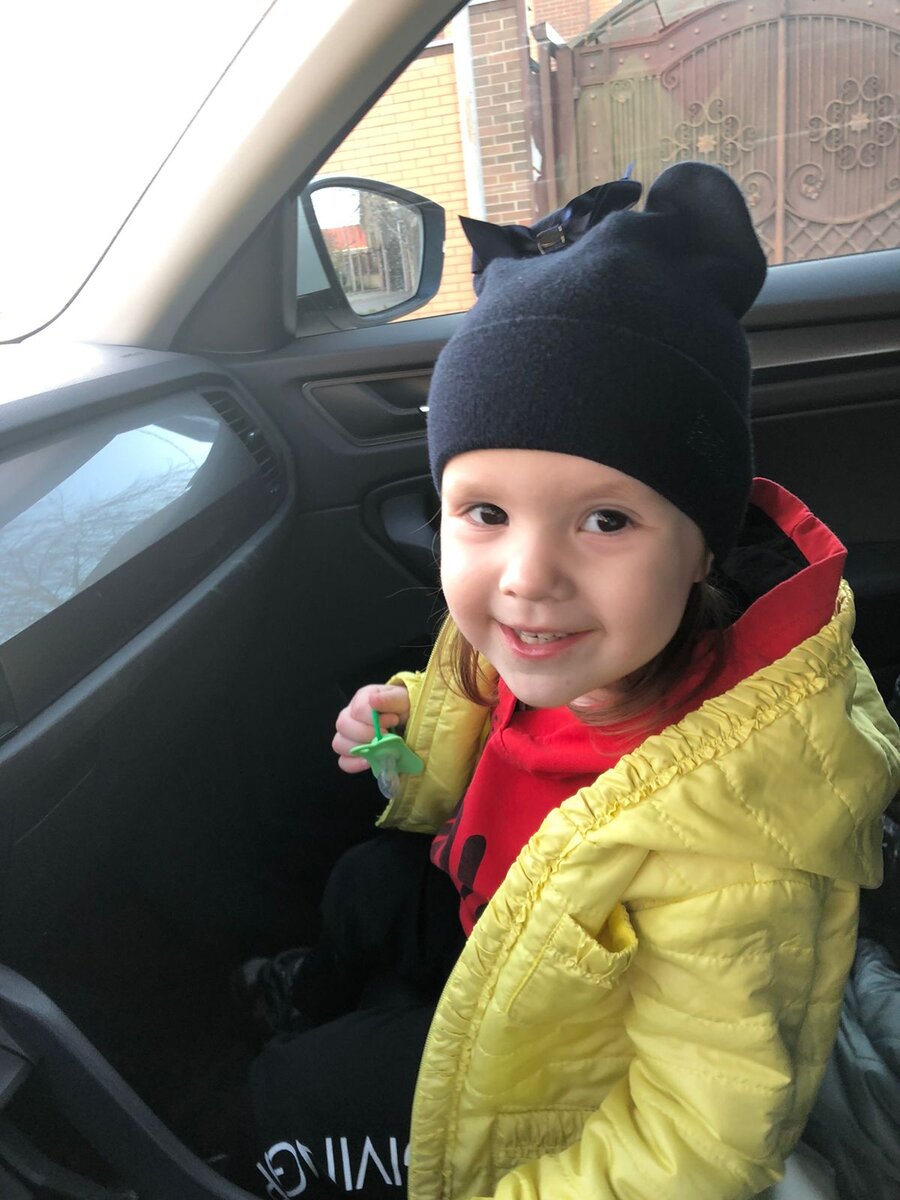 Горячий привет от Алисы всем!