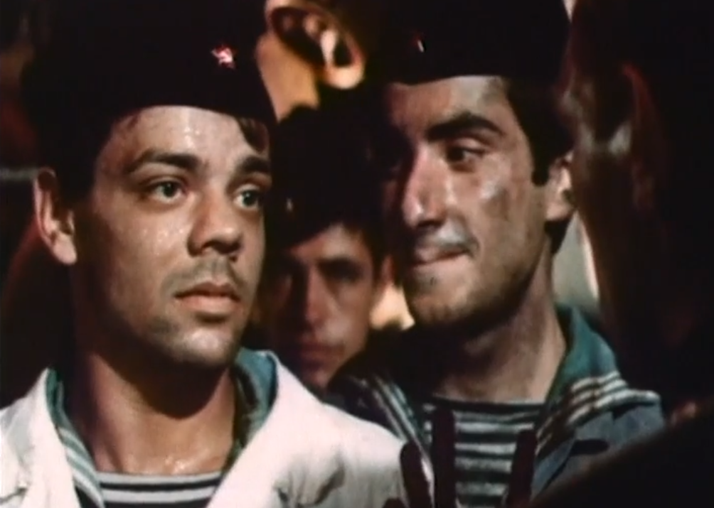 Кадр из кинофильма "Командир счастливой "Щуки", 1972 г., режиссер Борис Волчек, сценаристы Владимир Валуцкий, Борис Волчек, композитор Александр Зацепин (скриншот)