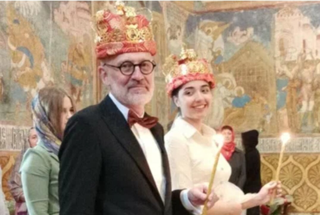 Почему мне смешно? Царь!