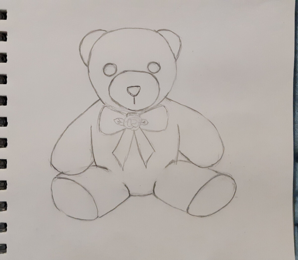 Набросала мишку