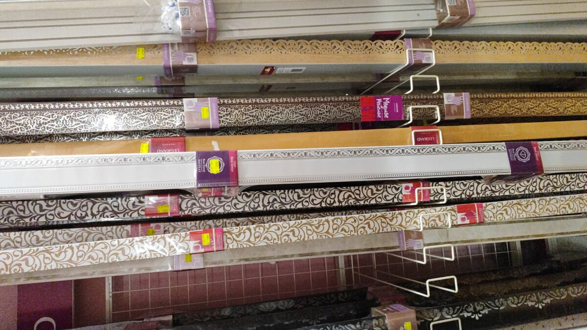 Карнизы. Фото из личного архива.