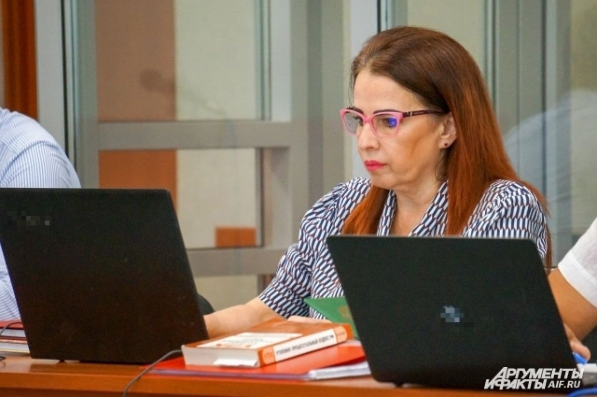    Вопрос о приостановлении рассмотрения дела Елены Лопаевой решат в сентябре