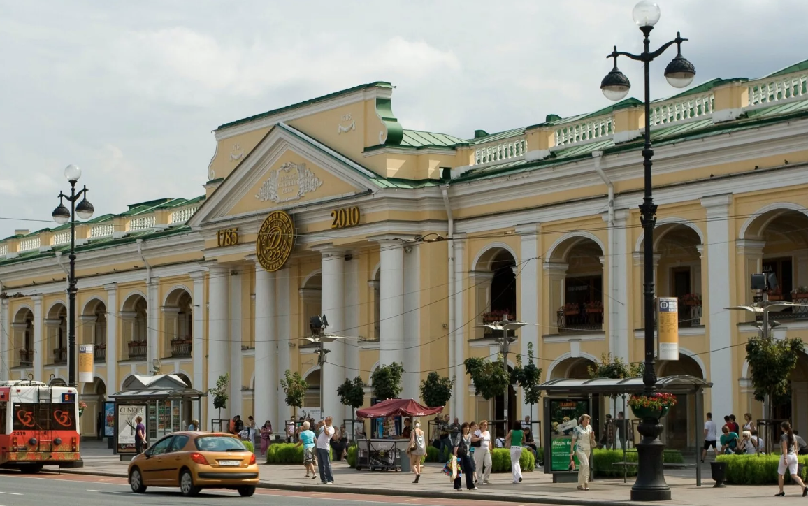 гостиный двор в санкт петербурге