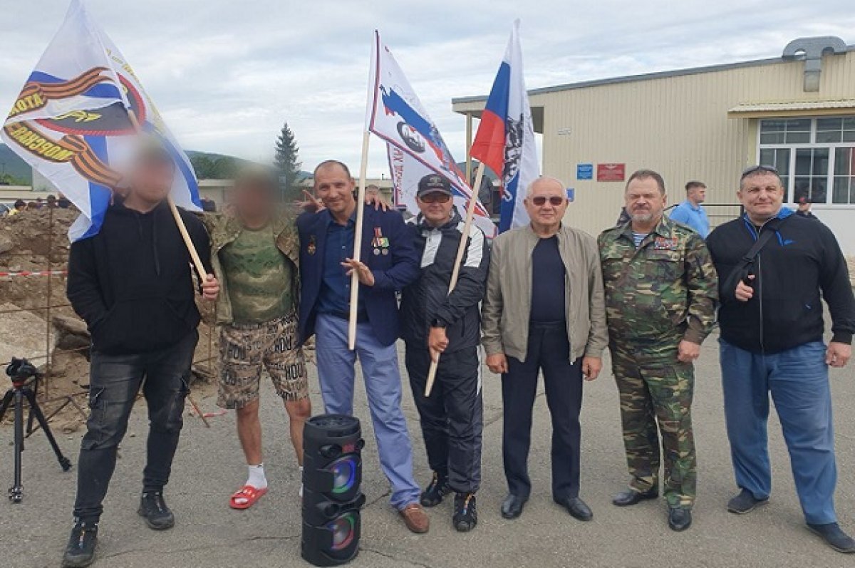    На Камчатке родные и близкие встретили участников СВО