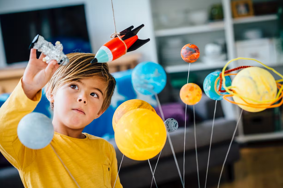 Креативные дети. Творческие дети. Астрономия для детей. Детям о космосе.