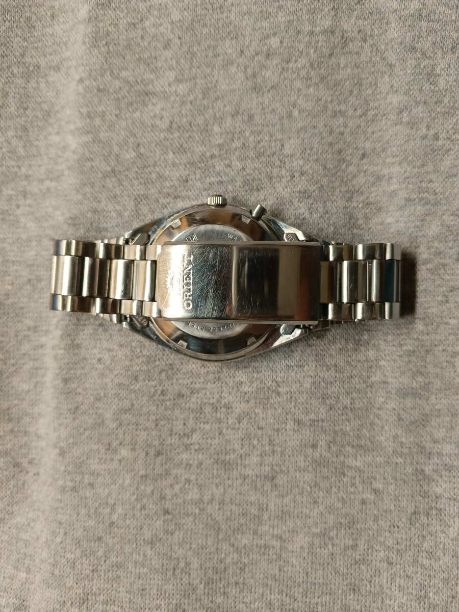 Дни недели кстати на двух языках, на английском и немецком.