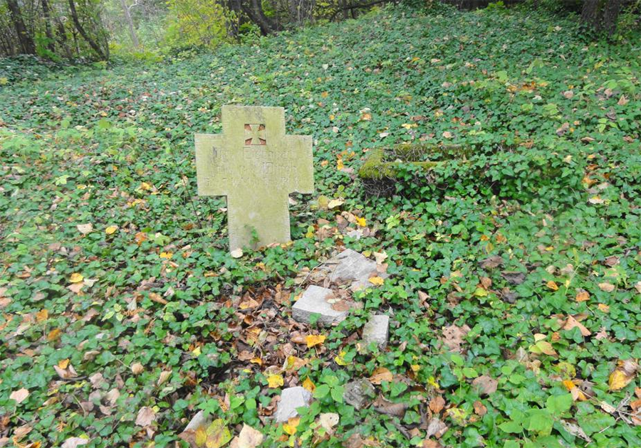 Захоронение первый миравой войны русских и немецких воинов (Шлоссбах)