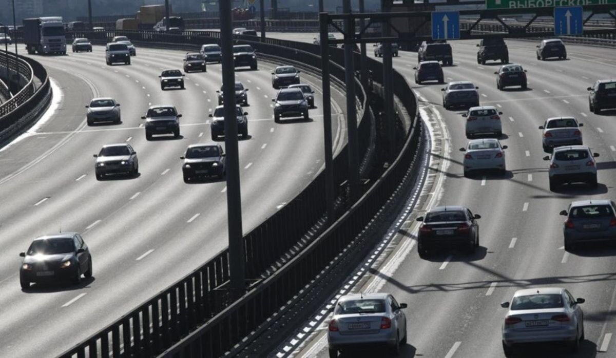     КАД в Петербурге. Источник: dp.ru Автор фото: Ваганов Антон