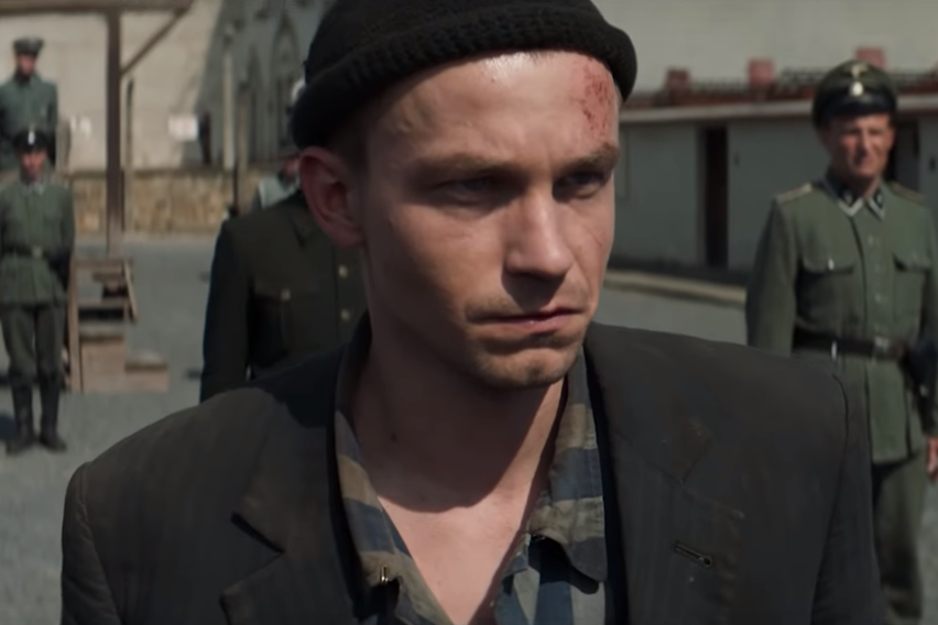 Книга в жизни человека. Гуля королева книга четвертая высота. Главная роль 4 книга. Главная роль 4 книга. Главный герой.