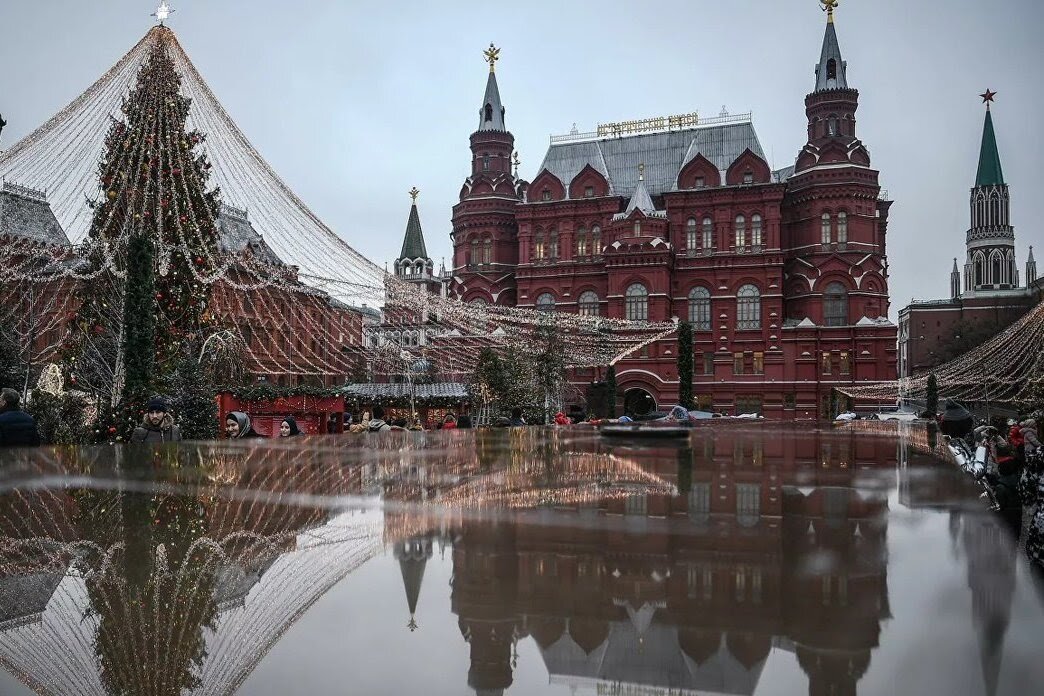 Новый 2020 год Москва встретила без снега.