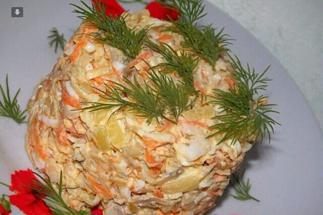 "Рыбачка Соня" - салат с жаренной рыбой 