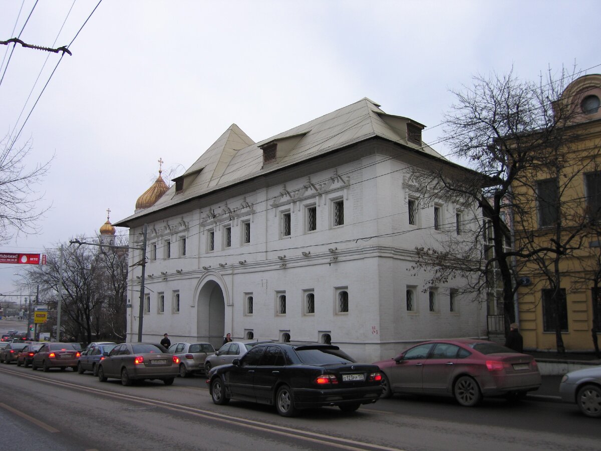 Белые палаты